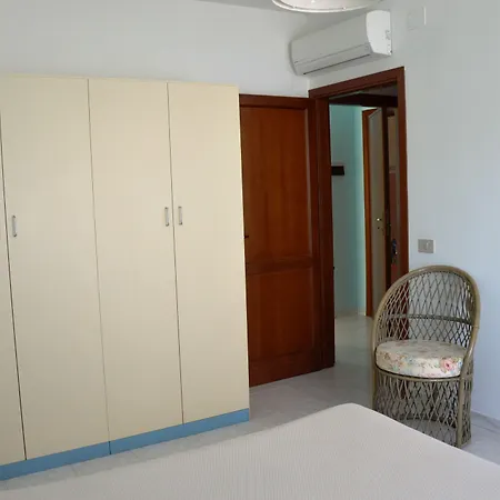 Aparthotel & Europa 3*