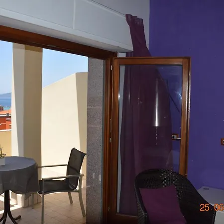 Aparthotel & Europa 3*