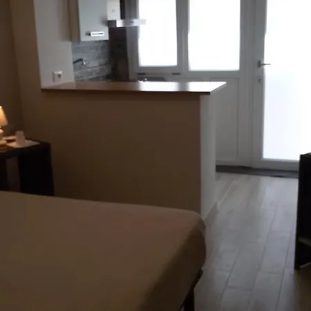 Aparthotel & Europa 3*