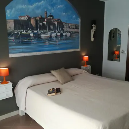 Aparthotel & Europa 3*